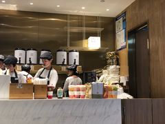 -奈雪的茶(湖滨银泰in77C区PRO店)