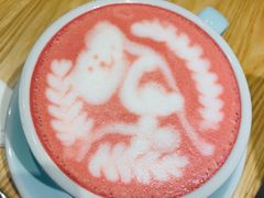 红丝绒拿铁-W CAFE(甜爱路店)