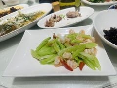 -翠山·映月湖景餐厅(映月湖公园店)
