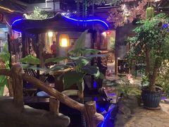 -城墙拐拐火锅(三峡广场黑金冠店)