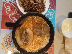 炸菌子-勺子米线·云南传统小吃市集(四方街店)