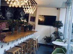 店内布置-威克特披萨汉堡