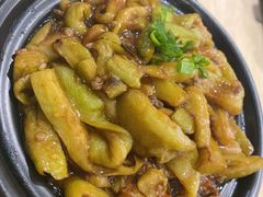 鱼香茄子煲-瓦国小镇·果木烤鸭·融合菜(西口店)
