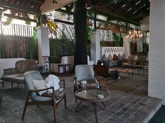 -喜洲吧·江畔老船厂·庭院餐厅(喜临院店)