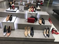 -CHARLES&KEITH(1234space店)
