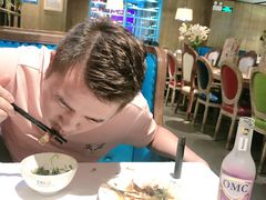 -领鲜活海鲜榴莲自助火锅(东门店)