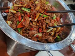 -湖南人家湘菜馆(镇江路店)