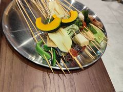 -鸣鹤山房•成都串串香火锅茶坊(龙阳广场店)