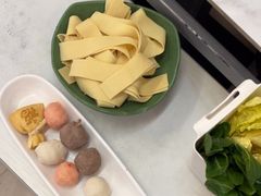 -润园四季椰子鸡火锅(卓越INTOWN店)