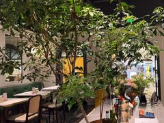 -静香HOUSE·全时段融合餐厅(七星欢乐颂店)