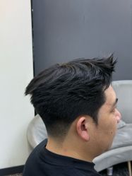 点击看大图 -藤野造型专业烫染接发