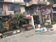 -泡桐树街