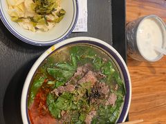 -云阿蛮云南生烫牛肉米线(奉贤路店)