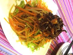 iphone_upload_pic-香巴拉云南餐厅(华莱坞店)