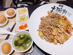 大碗过瘾双拼-熊吞·大碗丼烧肉饭(西市场嘉华店)