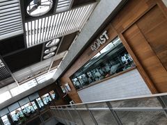 -ROAST coffee & eatery