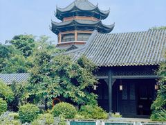 -岭南和园