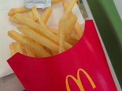-麦当劳(上海虹桥站30B检票口楼上)