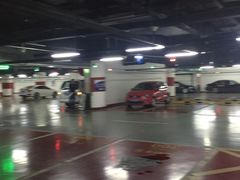 -世博源停车库