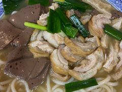 -锦泓老字号猪脏粉(东联大厦店)