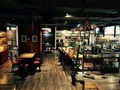 -JINNS锦时 steak&pizza(浸信会礼拜堂旧址店)