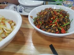 -笨罗卜浏阳菜馆(太平街店)