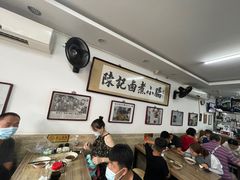 大堂-陈记卤煮小肠