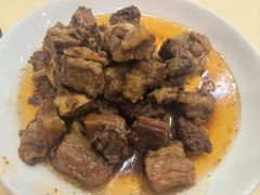 招牌红烧牛肉-红灯笼龙凤饭店(宁波老字号店)