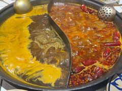 -旧街市鲜货老火锅(大光路店)