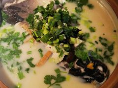 -姜君·千岛湖鱼头馆(浦东大道店)