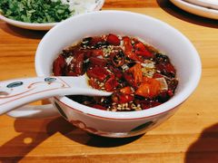现炸辣椒油-老门框爆肚涮肉(望京店)