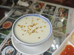 -周大娘牛乳(旧寨古村总店)