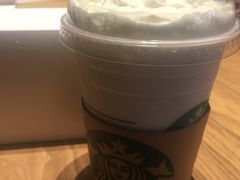 -星巴克臻选(莘庄仲盛店)