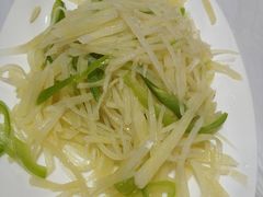青椒土豆丝-香满锅老北京羊蝎子火锅·家常菜(新街口店)