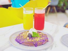 -The Sunny Side Cafe Station 1