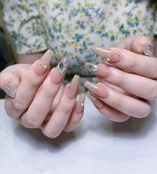 -LILY NAILS美甲美睫