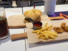 -必胜客(大悦城店)