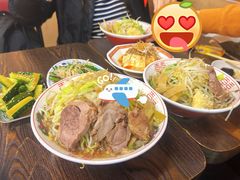 二郎系拉面-拉面莊夢語＆中华料理八椿
