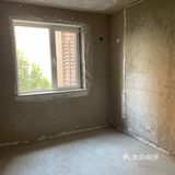 费用确实挺高的，业主刚买完房