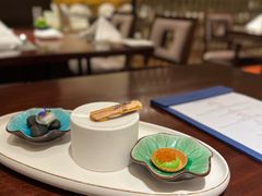 青豆塔配虹鳟鱼籽-上海兴国宾馆香樟园西餐厅