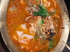 -张翻越·川渝冒菜·武汉黑鸭煲(城北万象城店)