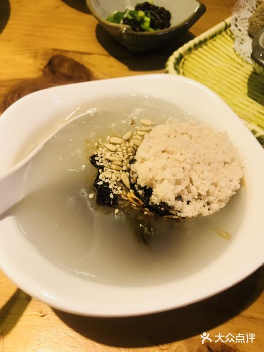 野山舂·贵州现舂酸汤火锅(鸿通城店)图片