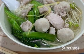 Hakka Pork Dumpling Noodles