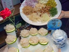 -得意咚瓜·顺德鱼生·冬瓜火锅(深圳首店)