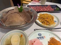 -超级鲜•胡毛肚火锅(扬帆店)
