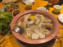 -民食香·腊排骨野生菌美食(木府店)