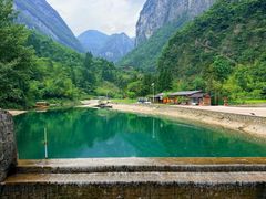 -鹿院坪生态旅游景区