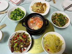 -独一佳老胡湘菜馆(高新店)