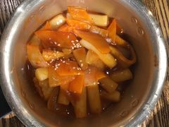 炒年糕-吴草鸡爪오초닭발韩食堂(融恒盈嘉中心店)