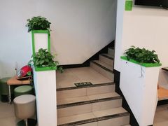 -老乡鸡(霍邱县东湖路店)